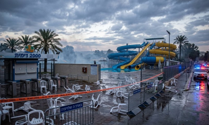 קטטה בימית 2000: 12 עצורים ושני מאבטחים נפצעו