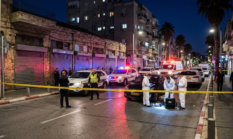 גבר נורה למוות ביפו, צעיר נפצע קשה בירי סמוך