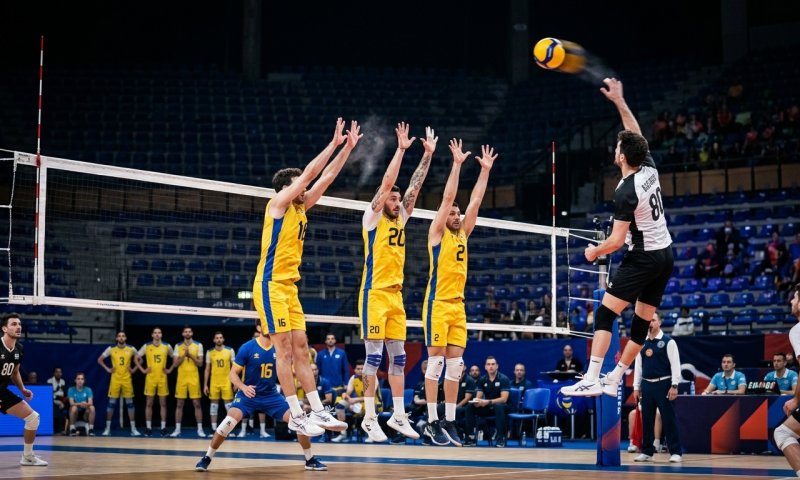 נבחרת ישראל בכדורעף גברה 3:0 על צפון מקדוניה - וצמודה להיסטוריה