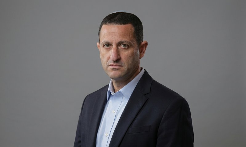 אוהד טל תוקף את צבי סוכות: "התאבדות פוליטית"