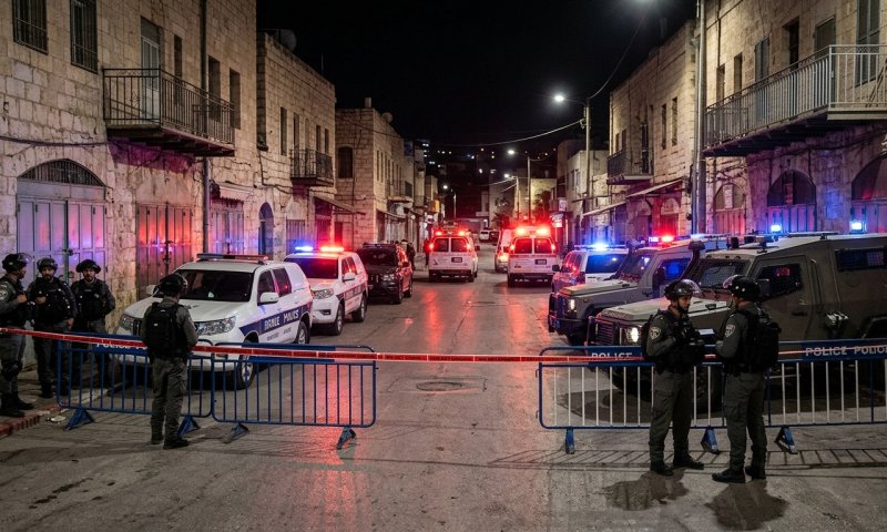 צה"ל פשט על בית מחבל הדריסה מחברון שפצע שלושה ישראלים