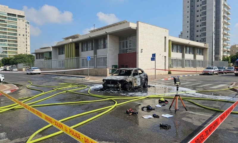 רכב התפוצץ באשדוד, המשטרה בודקת רקע פלילי