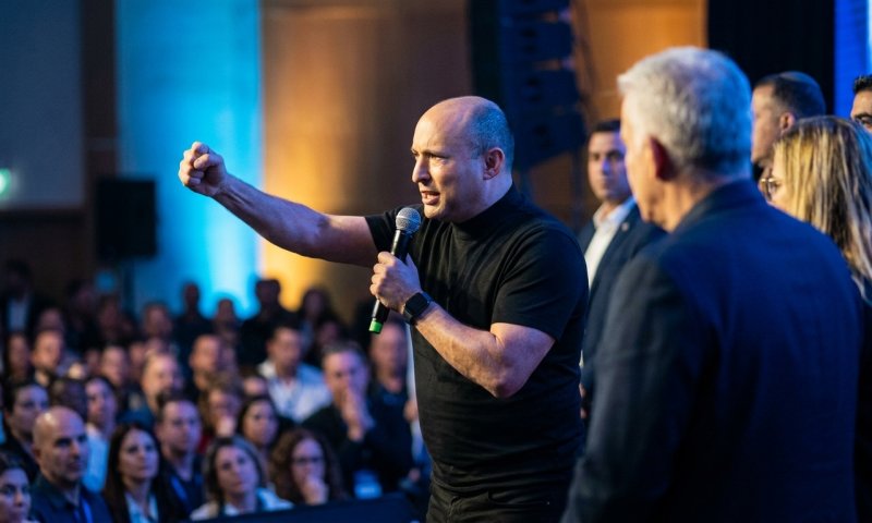 איזנקוט תוקף את בנט וליברמן: "שמונה מנדטים לא מבינים"