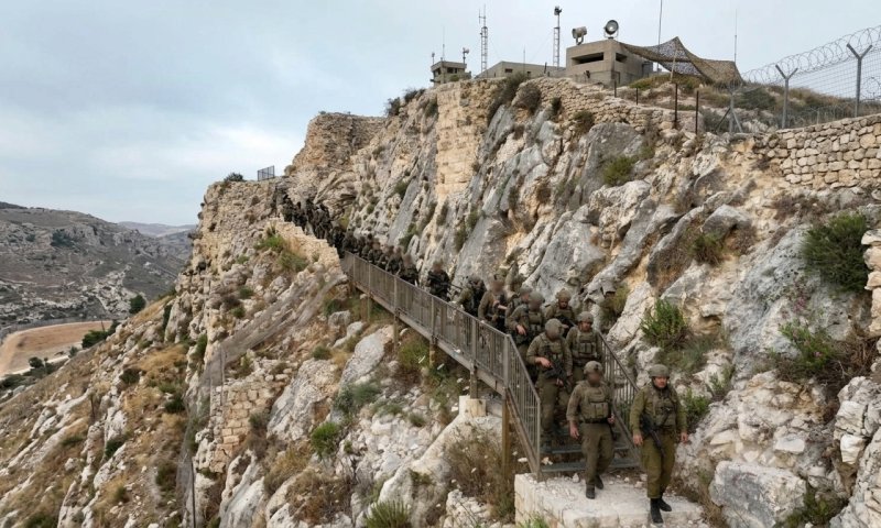 טראמפ: ישראל תסיג כוחות מלבנון - שוחח עם נתניהו