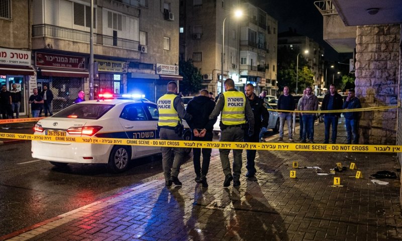 בן 72 נעצר בחיפה: צילם ילדה עושה צרכים בגן וחזר עם פטיש לתקוף את אמה