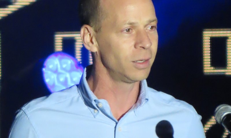 המודיעין האיראני הכריז על עמית סגל "עוין": קשר איתו עלול לגרור עונש מוות