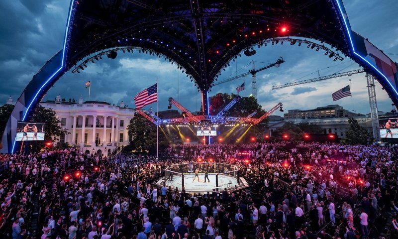 טראמפ חגג יום הולדת עם קרבות UFC במדשאת הבית הלבן
