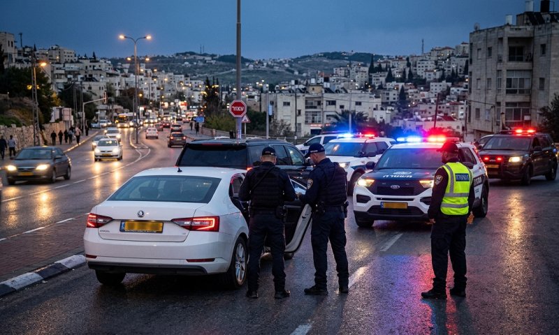 7 ילדים דחוסים בתא המטען: נהג נעצר בירושלים
