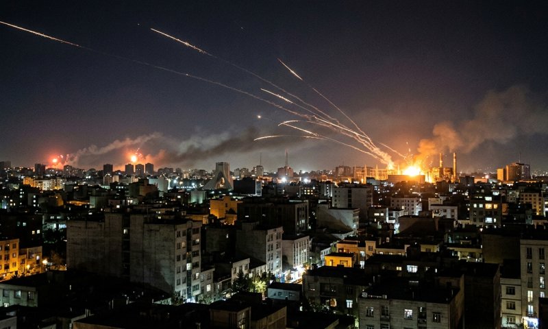 חיל האוויר האמריקאי הפסיק את התקיפות באיראן אחרי 13 לילות