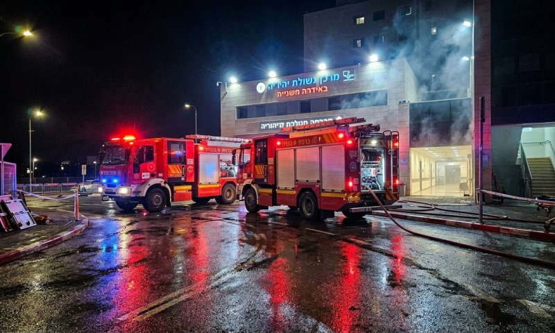שריפה סמוך לבית החולים בנהריה: מטופלים פונו