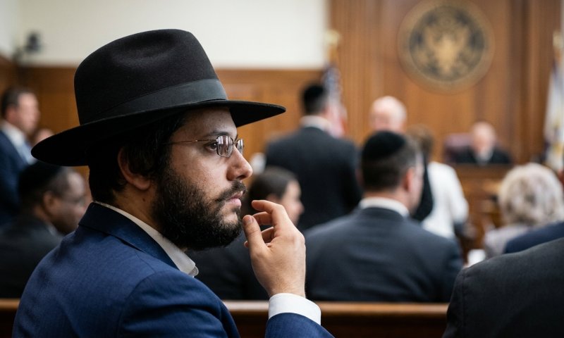 בית המשפט דחה בקשת הינוקא נגד מבקר וחייב אותו בהוצאות