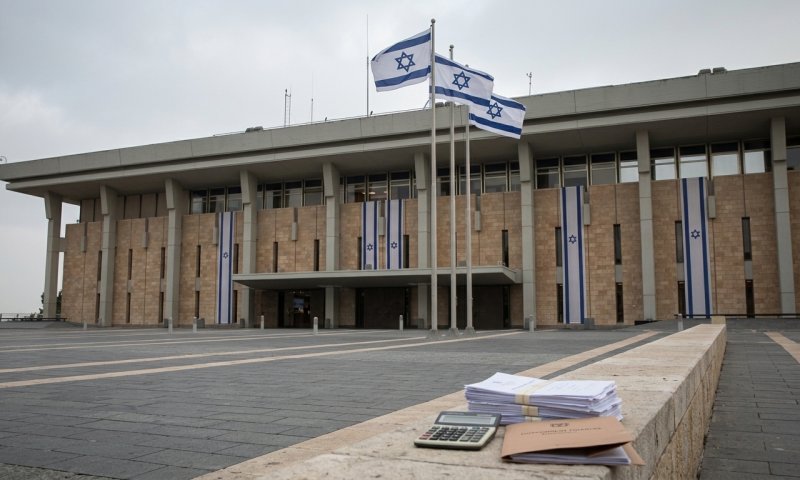 אוחנה מקצץ 50 מיליון שקלים נוספים מתקציב הכנסת