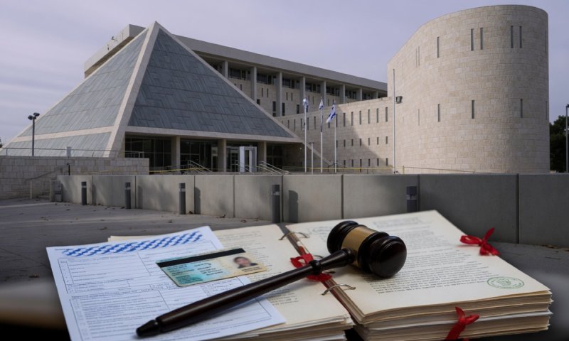 בג"ץ הקפיא את חוק שיר חג'אג' שמונע אזרחות מקרובי מחבלים