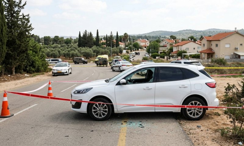 עבאס מגנה את פיגוע כוכב יאיר: "אין כל הצדקה לפגיעה בבני אדם"