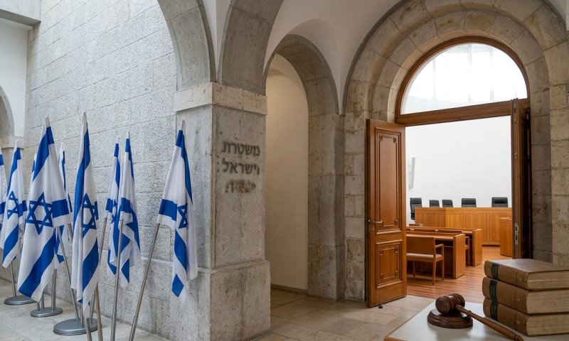 קראדי חושף: "אני מייעץ למפכ"ל לוי, שמתחיל להבין שבן גביר משחק בו"