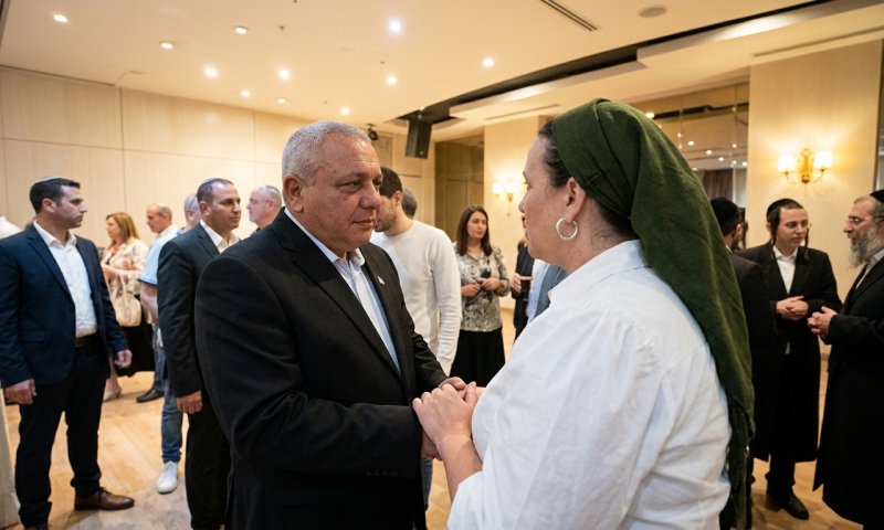 איזנקוט: אשלב ברצון אישה חרדית ברשימתי