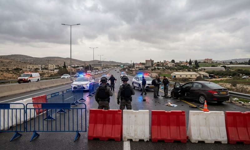 מתנחלים תקפו צוות עיתונאים של רשת CNN ביהודה ושומרון - צה"ל חילץ אותם