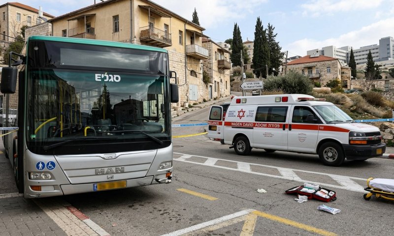 ילד בן 12 נפגע מאוטובוס בצפת ופונה במצב בינוני לבית החולים