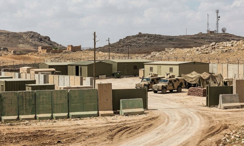 ישראל תוקפת בסוריה, וברק מזהיר מעימות עם טורקיה