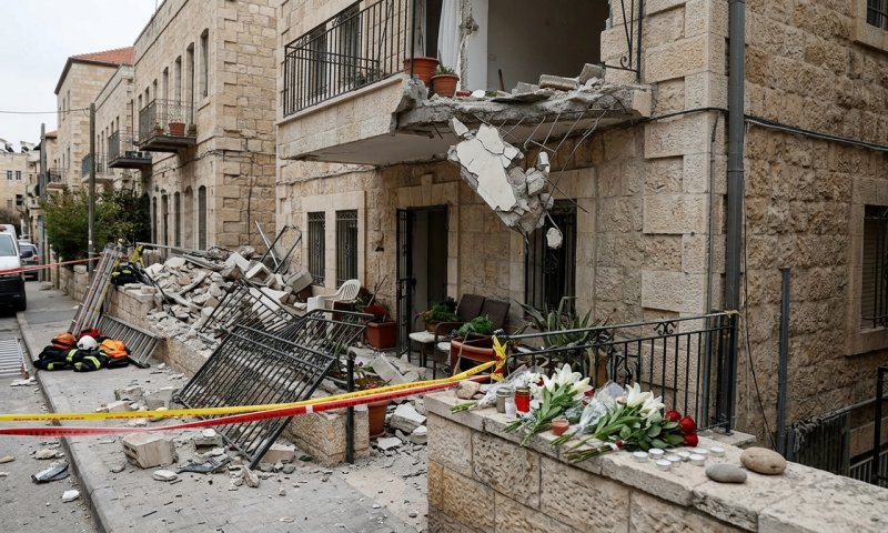 בן 80 נהרג בקריסת מרפסת על מסעדה ברחביה: "אנחנו שבורים"