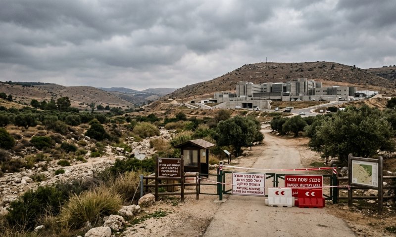 רשות הטבע סוגרת עשרות אתרים בצפון, בית החולים בנהריה עובר למתחם תת-קרקעי