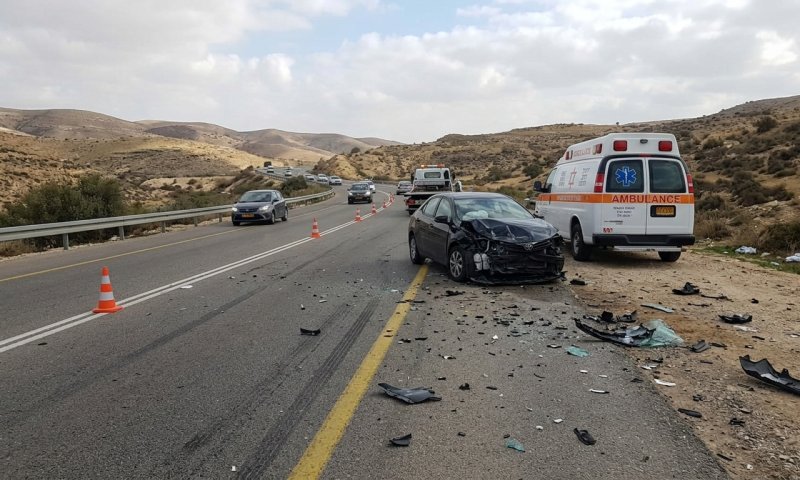 הרוג ו-5 פצועים בתאונה בין מיניבוס לרכב ברמת הגולן