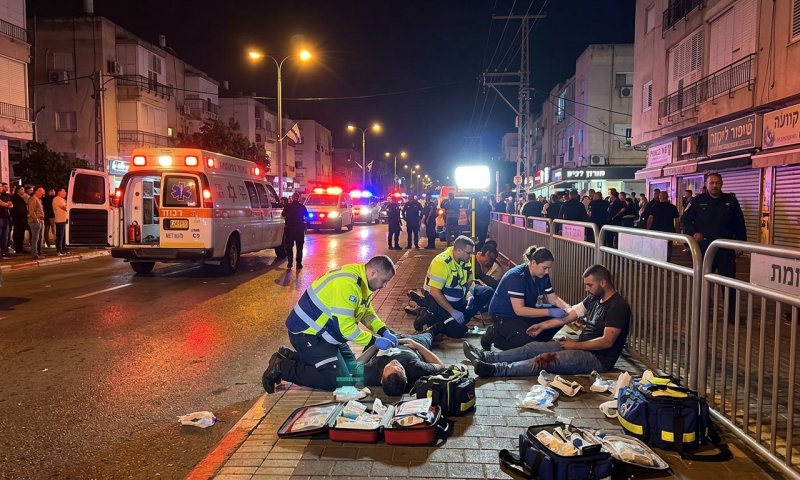 שלושה גברים נפצעו באירוע אלימות בנתניה